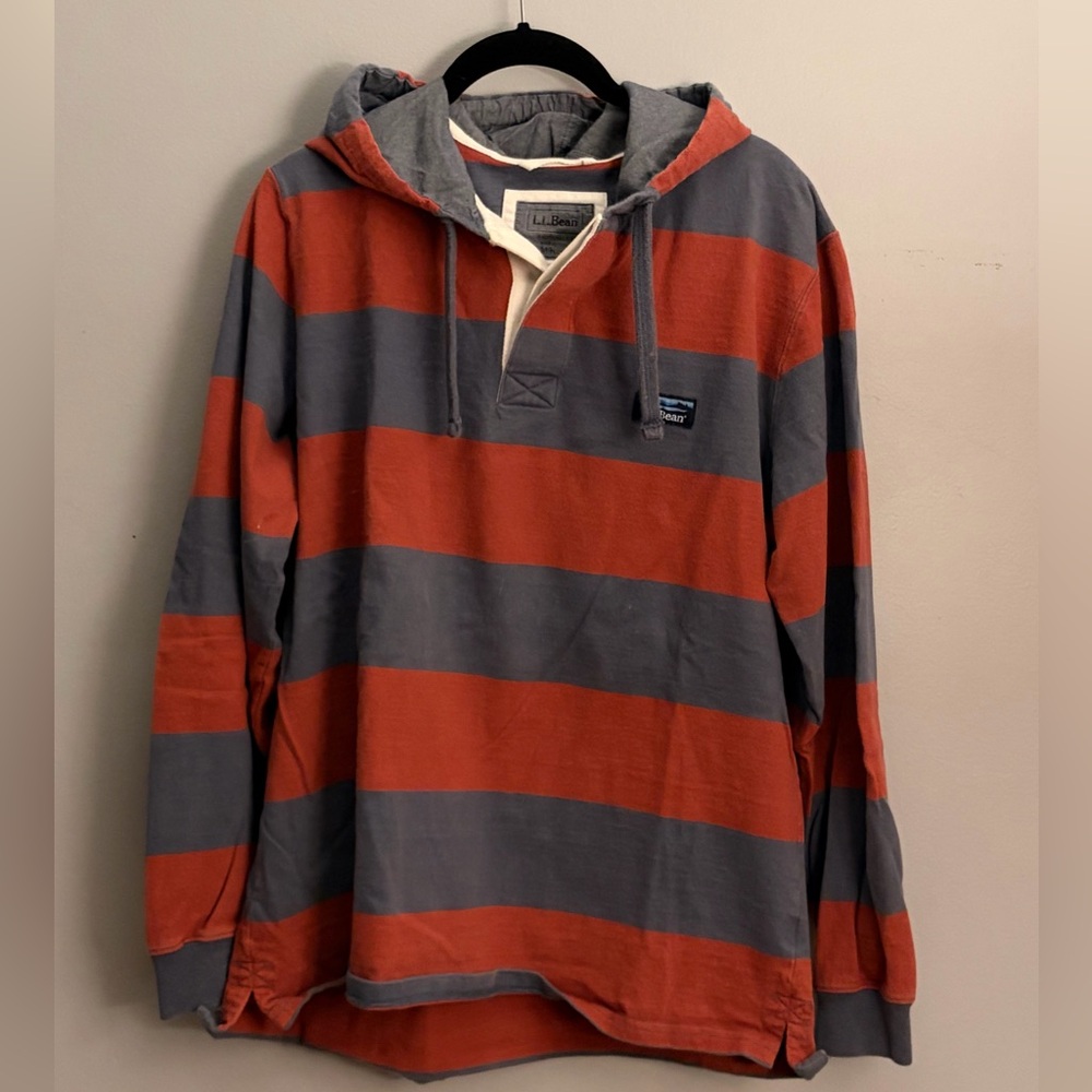 L.L. Bean Men's Bold Red and Gray Striped Hoodie